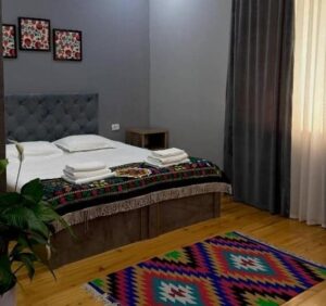 Zarbog 18 Street Hostel